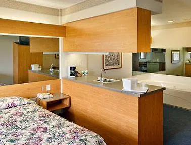 Ramada Limited Il I-74/i-55 Hotel Bloomington