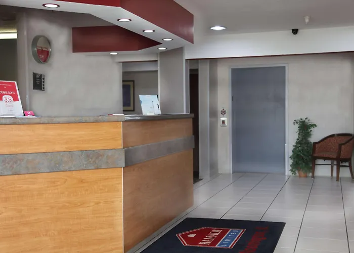 Ramada Limited Il I-74/i-55