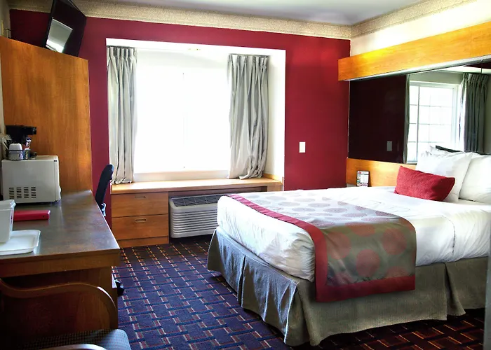 Ramada Limited Il I-74/i-55 2*