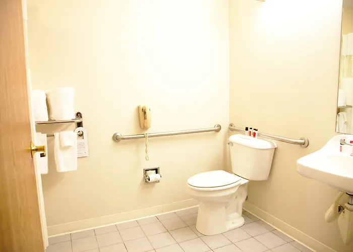 Hotel Ramada Limited Il I-74/i-55 Bloomington