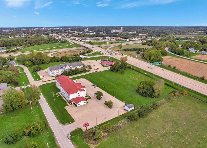 Hotel Ramada Limited Il I-74/i-55 2*