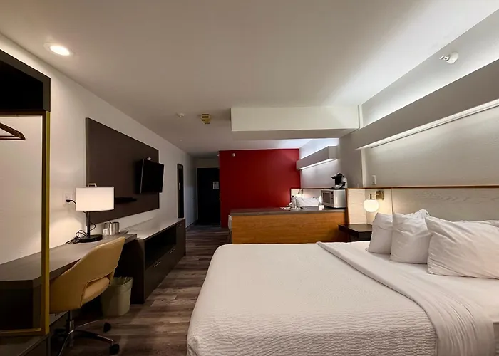 Ramada Limited Il I-74/i-55 Hotel