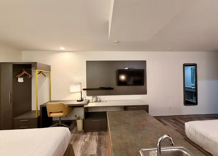Hotel Ramada Limited Il I-74/i-55 2*