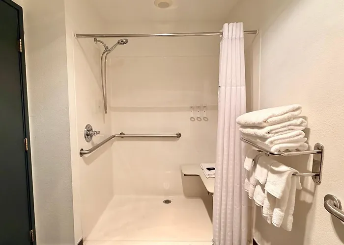 Hotel Ramada Limited Il I-74/i-55 2*