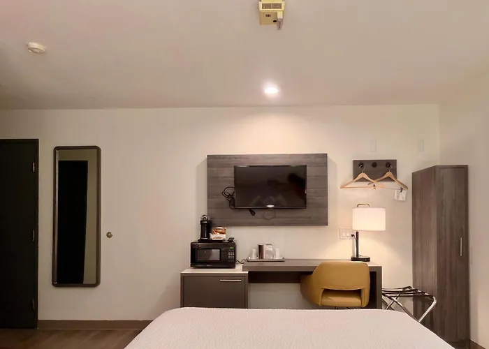 Ramada Limited Il I-74/i-55 Hotel
